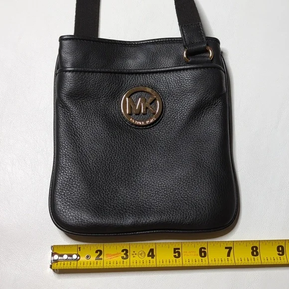 Michael Michael Kors Fulton pebbled leather black crossbody - Picture 3 of 14